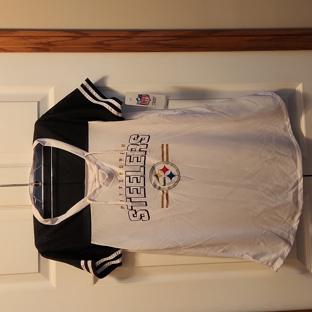 Ladies XL Pittsburgh Steelers shirt